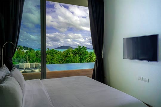 Guest Bedroom 2 - Pool and ocean view
